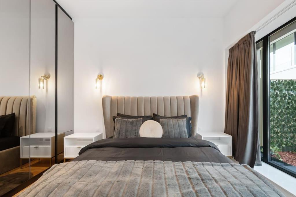 Appartamento Business Panorama Loft 5star Location, Queen Beds Bucarest