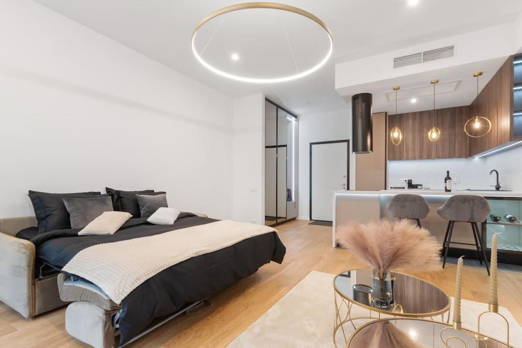 Business Panorama Loft 5star Location, Queen Beds Appartamento